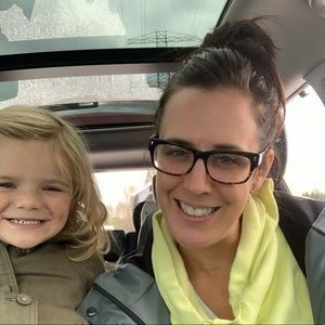 Meet your Posher, Jenn